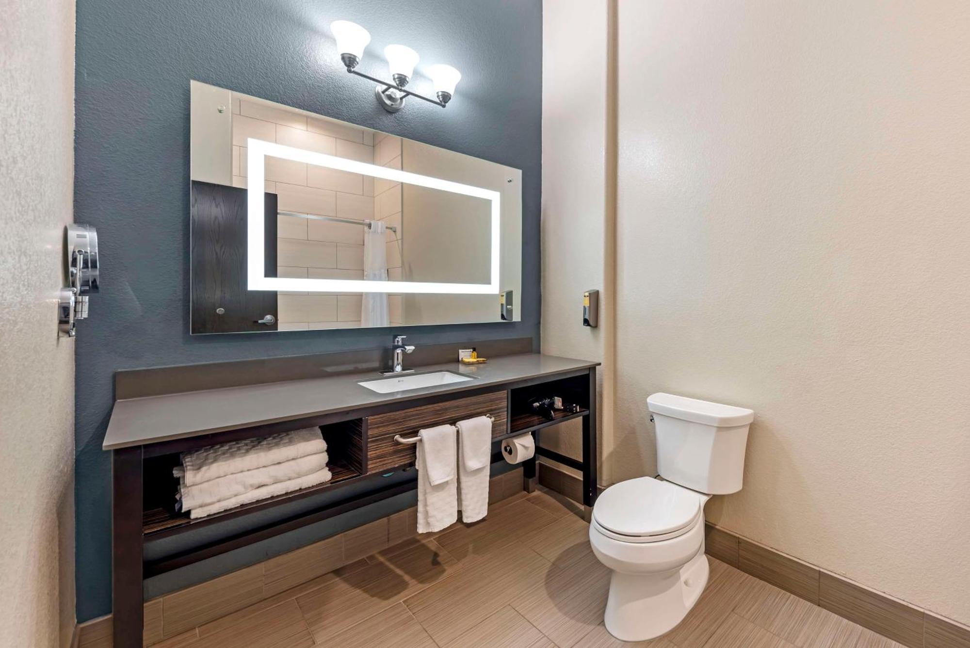 Best Western Plus Pflugerville Inn & Suites Exterior foto