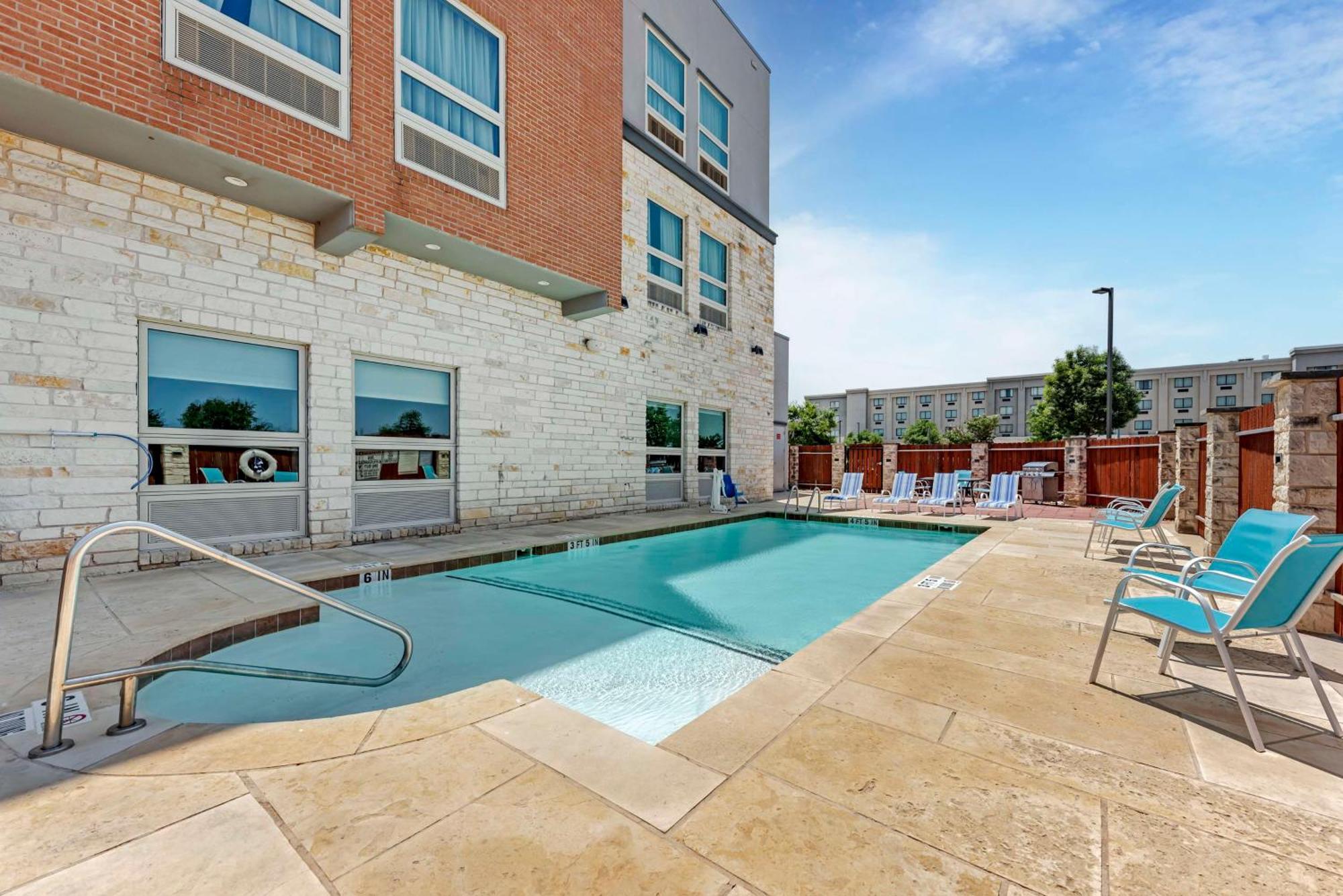 Best Western Plus Pflugerville Inn & Suites Exterior foto