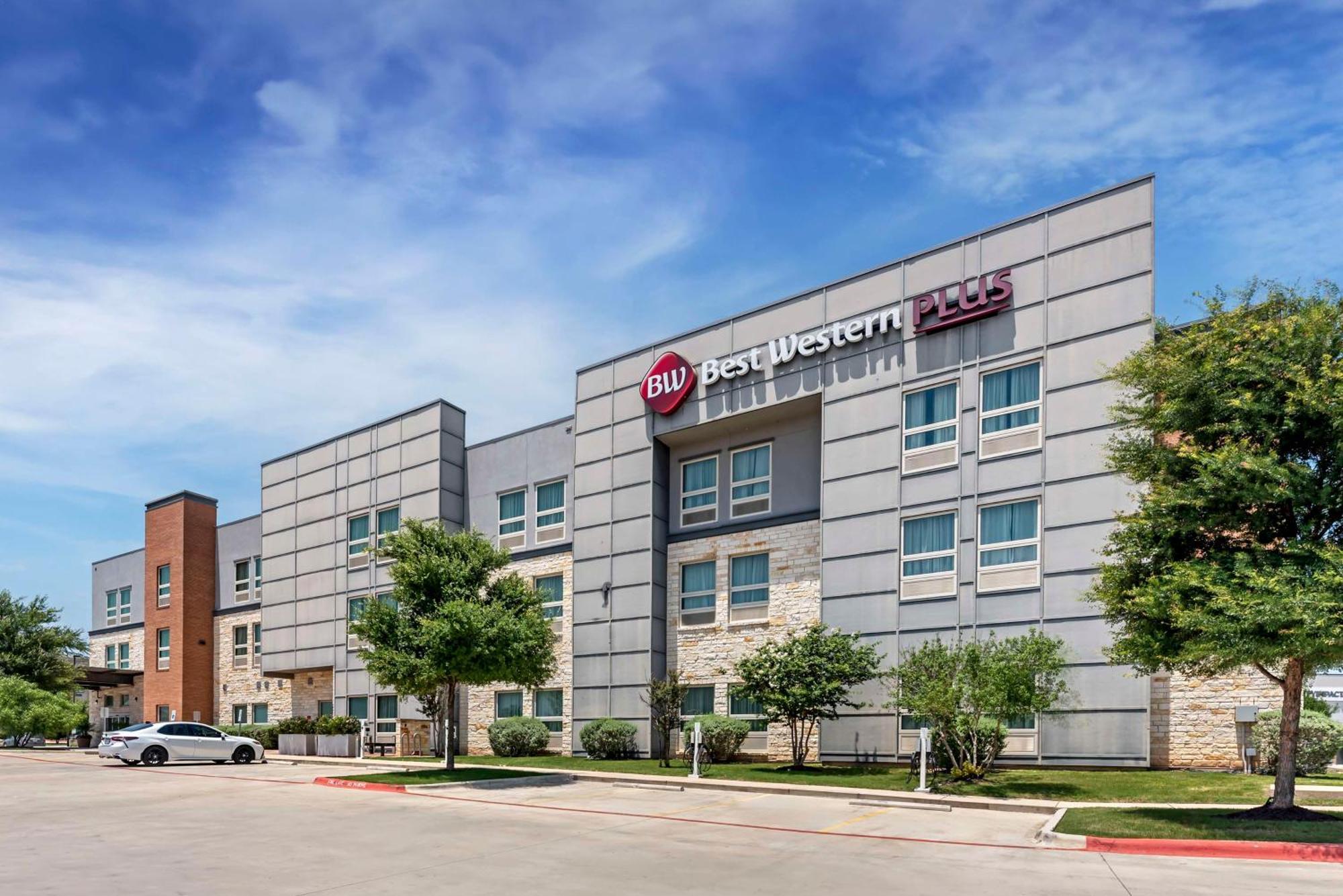 Best Western Plus Pflugerville Inn & Suites Exterior foto